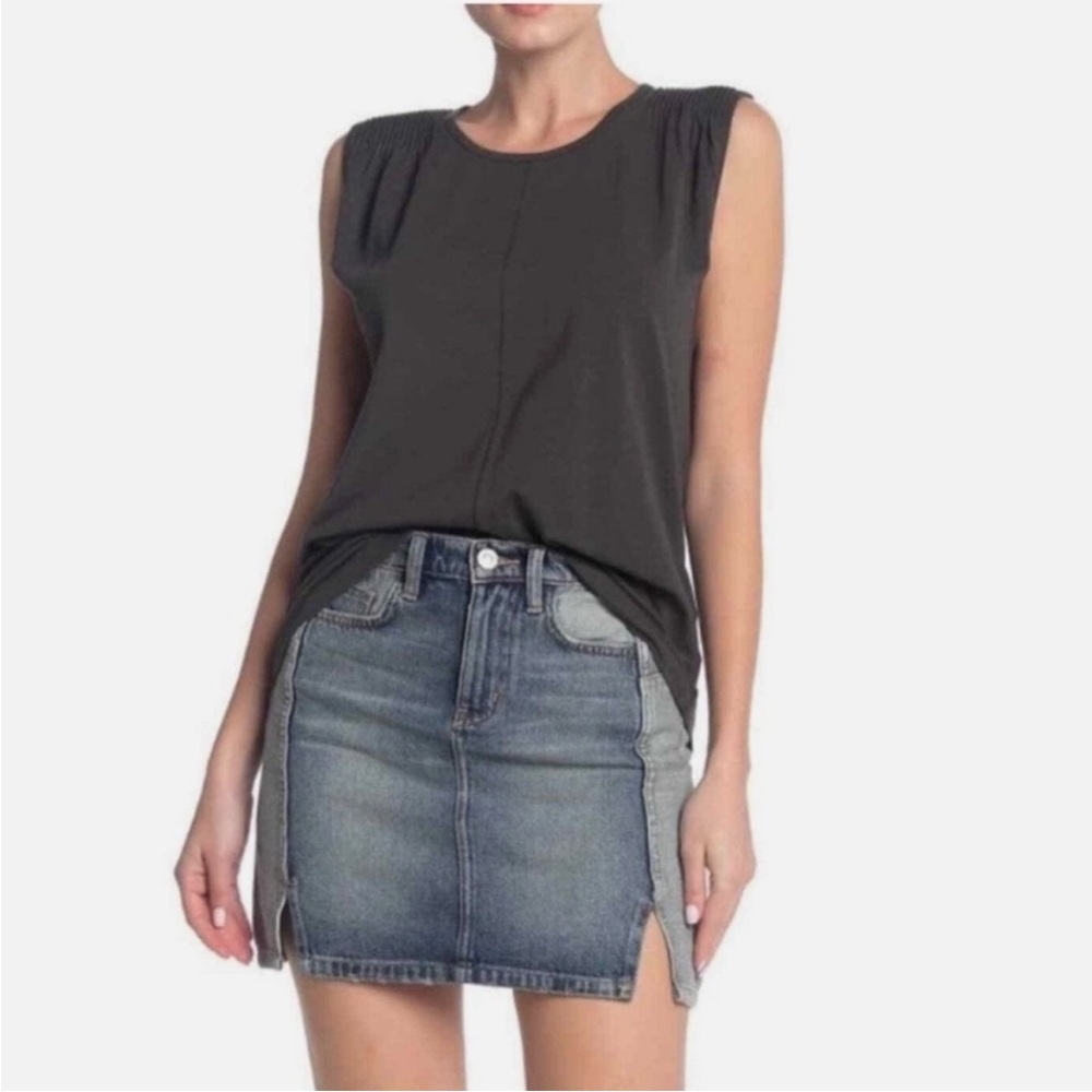 Current/Elliott Patchwork Denim Mini Skirt. Size 27